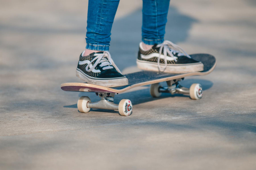 Venom Core Complete Skateboard Galaxy 7.75 Venom Skateboards